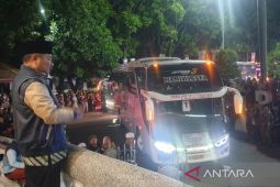 400 calon haji dari Garut diberangkatkan ke Mekkah