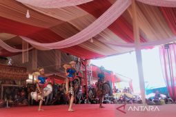 25 grup kuda kepang unjuk kebolehan di Rejang Lebong