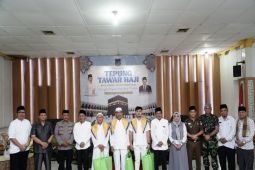 Pj.Wali Kota Tebing Tinggi lakukan tepung tawar calon haji