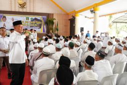 Sekda tepung tawar 369 calon haji asal Langkat