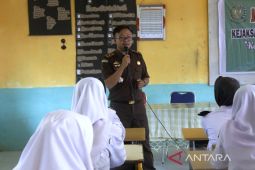 Kejari Nagan Raya Aceh edukasi siswa lewat Jaksa Masuk Sekolah, hindari pelanggaran hukum