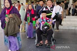 Kabupaten Bogor berangkatkan 3.530 calon haji reguler dan prioritas ke Tanah Suci