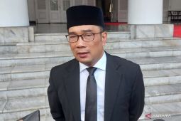 Gubernur Ridwan Kamil tegaskan ikuti keputusan Golkar terkait pemilu