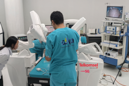 Teknologi Jaringan 5G Telkomsel Dukung Kemenkes RI untuk Uji Coba Inovasi Robotic Telesurgery Pertama di Indonesia