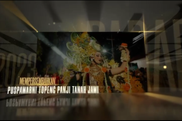 Perusahaan rokok asal Kediri usung topeng panji di "Surabaya Vaganza 2023"
