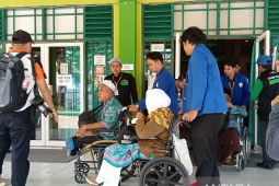Kloter 1 jamaah calon haji Embarkasi Banjarmasin masuk asrama haji