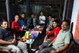 Sungai Kupah geliatkan ekonomi ubah sampah plastik jadi bata beton