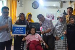 Serahkan Bantuan Kursi Roda untuk Disabilitas, Budi Utama:  PT Timah Tak Pernah Absen Berikan Bantuan CSR Kepada Masyarakat Bangka Belitung