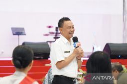 Edi Kamtono imbau mahasiswa bekali diri dengan wawasan politik