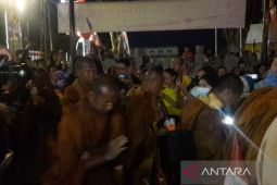 Cermin toleransi kala menyambut biksu thudong