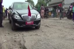 Warga Lampung harapkan perbaikan jalan dilakukan menyeluruh