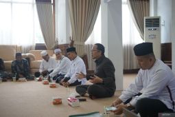 Bupati Bangka Tengah kumpulkan tokoh agama sikapi Angel's Wing