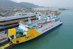ASDP: Penyeberangan Merak-Bakauheni ramai