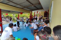 Puluhan remaja SMB Svakha Sungailiat Meriahkan Hari Waisak 2567