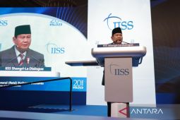 Menhan Prabowo  bangga  atas kesetiaan TNI bersama rakyat