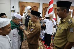 Bupati Merangin lepas 347 calon jamaah haji