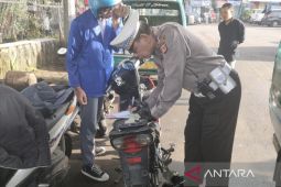 Polrestabes Bandung sebar personel terapkan tilang manual