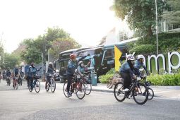 Jelang hari jadi ke-42, Santika Indonesia gelar "Family Fun Bike"