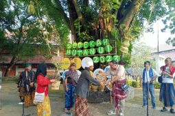 Dekan FIB UI dukung segala upaya menjaga dan lestarikan alam