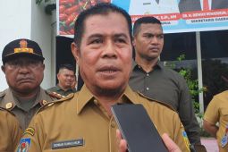Ridwan Rumasukun minta kabupaten kota siapkan produk lokal di STC