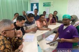 Poliklinik kosong dokter dan antrean menumpuk saat DPRA sidak RSUDZA