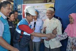 PLN wujudkan energi berkeadilan, bantu 744 rumah tangga kurang mampu nikmati listrik