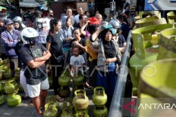 Pemkot Denpasar sasar seluruh desa untuk operasi pasar elpiji subsidi