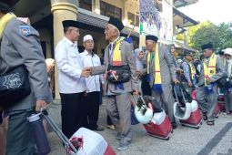 Pemkot Mataram melepas 388 JCH kloter empat Embarkasi Lombok