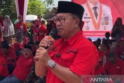 Bupati Cianjur beri insentif guru mengaji setiap bulan