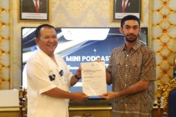 Aktor Reza Rahadian minta Bupati Jember alokasikan dana desa untuk stunting