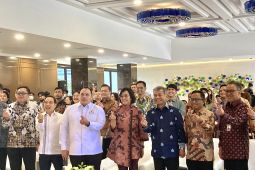 Sektor keuangan indikator kesuksesan Indonesia Emas 2045