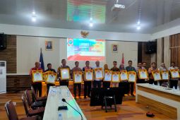 Sejumlah Perangkat Daerah Pemkot Pangkalpinang diberikan Penghargaan sangat inovatif dan inovatif