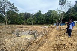 Longsor di lokasi proyek pembuatan sumur intake PDAM Balangan