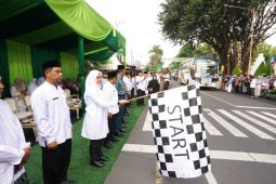 921 calon haji Banyuwangi diberangkatkan ke Asrama Haji Sukolilo