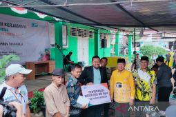 Rejang Lebong terima bantuan peralatan olahraga dan kesehatan