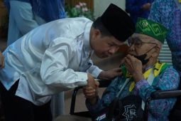Satono minta 308 calon haji jaga kesehatan dan perbanyak doa