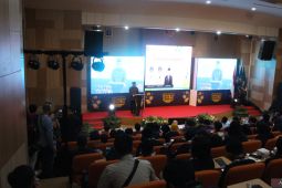 Wamenkumham RI "goes to campus" sosialiasikan UU KUHP Pidana kepada mahasiswa Untan