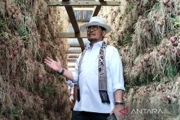 Kemarin, Menkumham hentikan sementara BVK sampai KPK periksa Mentan