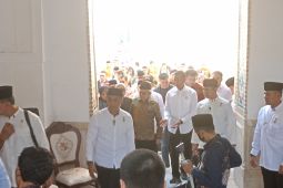 Wapres Ma'ruf Amin ziarah ke makam Qusam Ibn Abbas sepupu Nabi Muhammad SAW