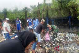 TNI dukung program baksos hari Bhayangkara ke 77 di Maluku