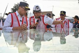 Menhub cek pengerjaan fasilitas pendukung "feeder" KCJB di Ciroyom dan Cimahi