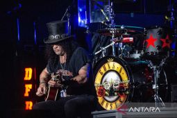 Lirik lagu "Sweet Child O' Mine" oleh Guns N' Roses