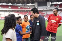 Ketua Umum PSSI Erick Thohir inspeksi fasilitas Stadion Utama GBK