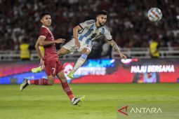 Memastikan pesepak bola Indonesia benar-benar bermain di klub asing