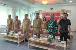 Pj Bupati Barsel rapat koordinasi penanganan inflasi bersama Mendagri