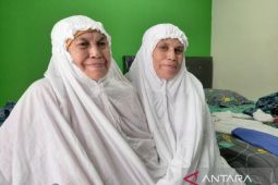 Mimpi dan harapan dalam setiap adonan kue untuk menuju Baitullah