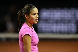 Emma Raducanu Diincar Penggemar Obsesif, Dipaksa Berlindung Saat Bertanding di Dubai