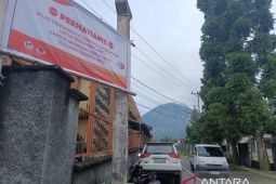 Jalur pendakian Gunung Lokon   ditutup sementara