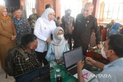 Gubernur Khofifah pastikan aduan PPDB dilayani optimal