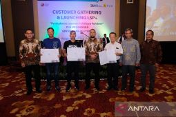 2.2 Juta Volt Ampare Tandatangani SPJBTL Dalam Gelaran Customer Gathering PLN